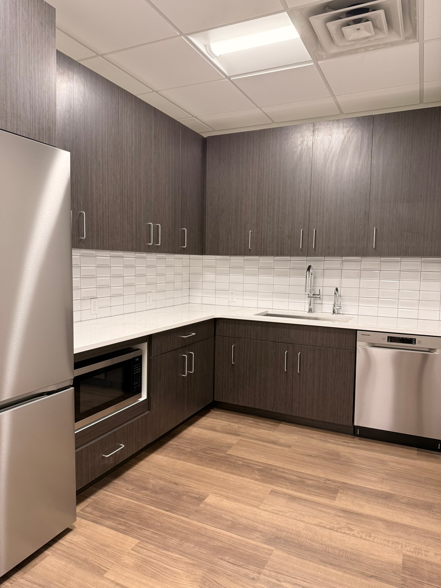 Green Wealth Management — Reviver Architecture + Development